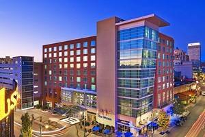 17 Best Hotels in Memphis, Tennessee