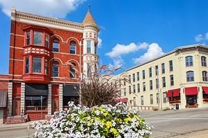 14 Top-Rated Small Towns in Wisconsin