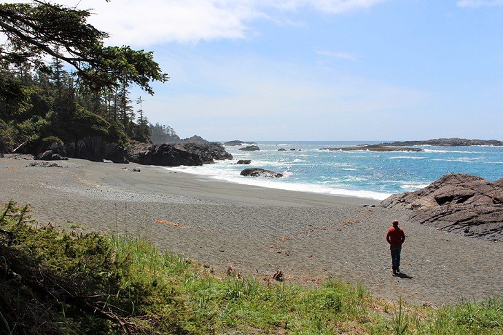 Beach at Wya Point Resort Campground