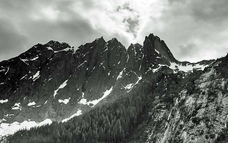 View from Landslide Lake, Elk River Trail