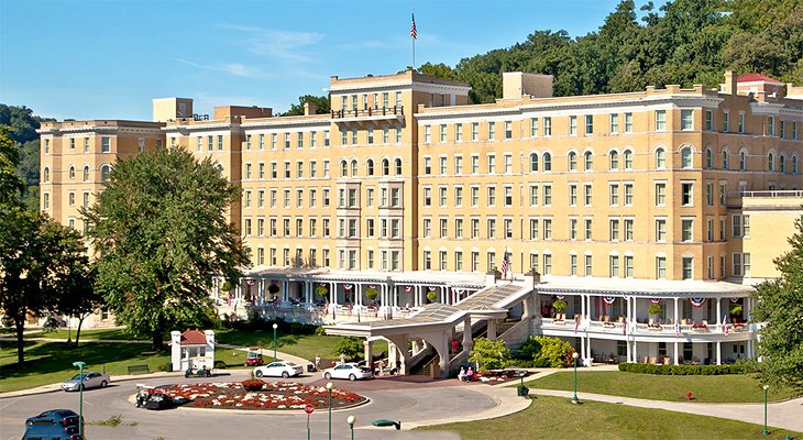 indiana lick romantic French hotel