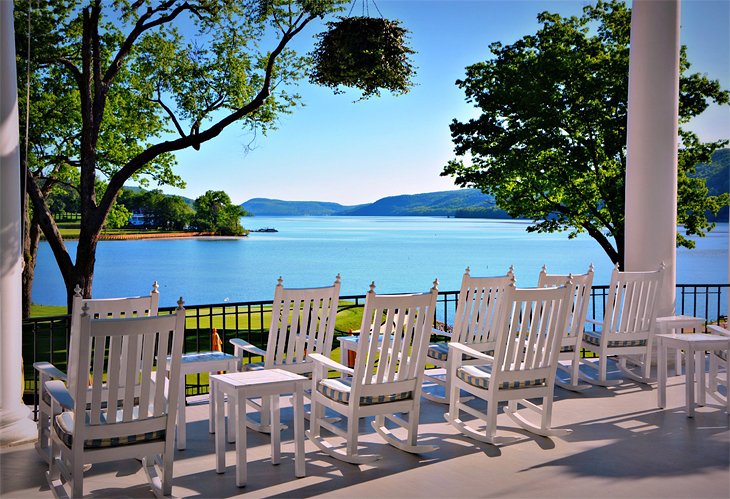 The Otesaga Resort Hotel