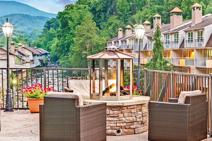 Baymont by Wyndham Gatlinburg On The River