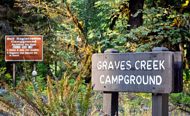 Graves Creek entrance sign