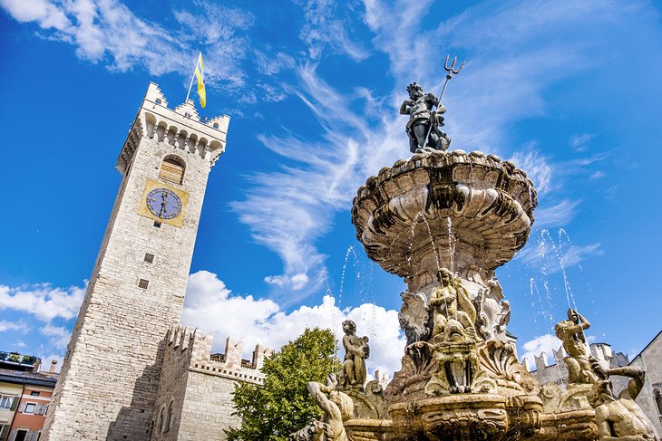 Neptune Fountain in Piazza del Duomo