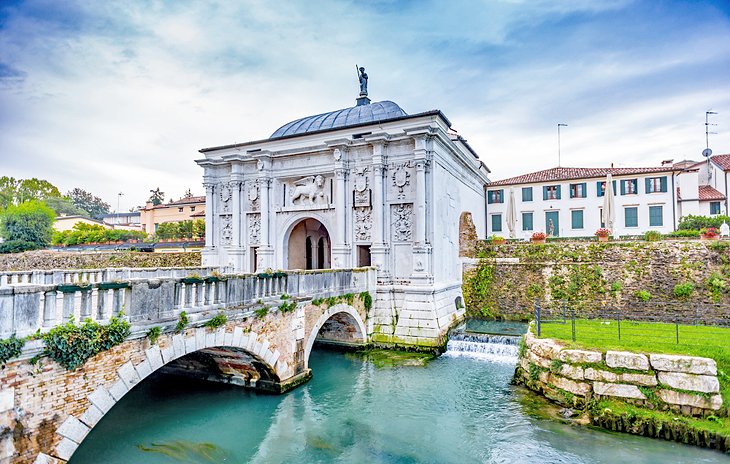 City Walls and Gate