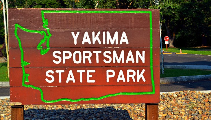 Entrance to Yakima Sportsman State Park