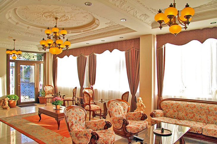 Basileus Hotel