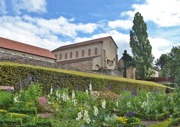 Eglise Saint-Pierre-aux-Nonnains