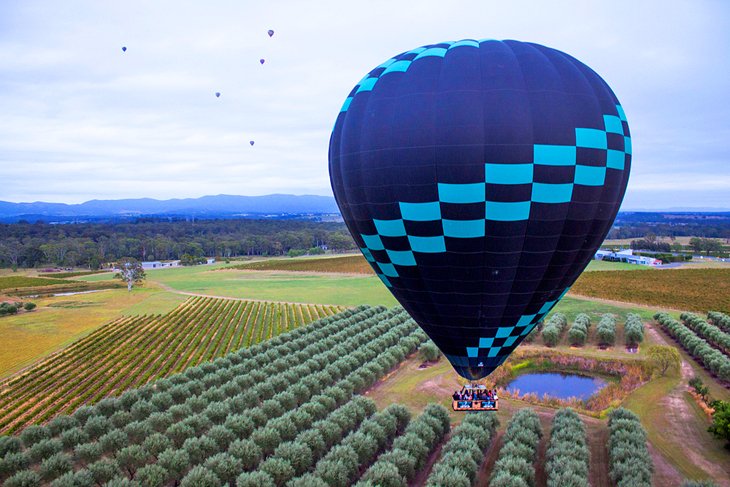 Hot air ballooning over the Hunter Valley