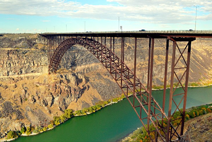 Perrine Bridge spanning Snake River Canyon