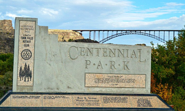 Centennial Waterfront Park