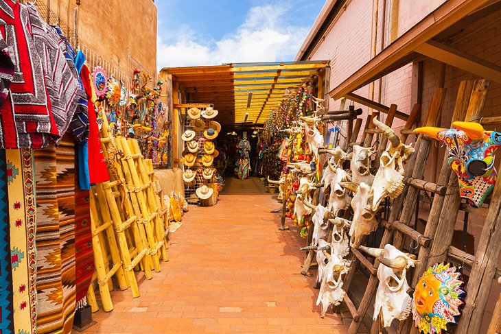 Outdoor market in Santa Fe