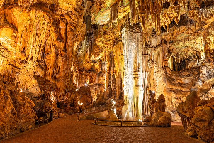 Luray Caverns