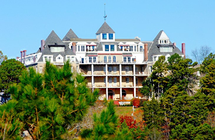 The 1886 Crescent Hotel & Spa