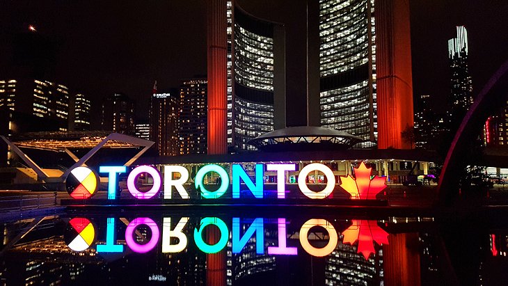 City Hall & Nathan Philips Square