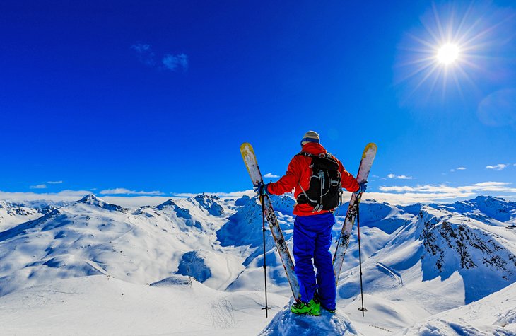 skiing in France