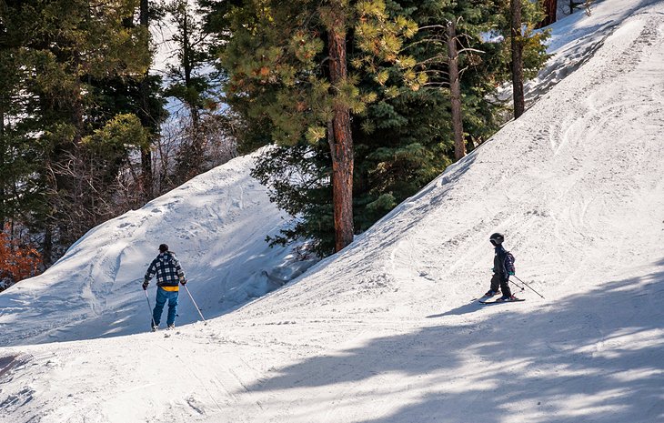 Sipapu skiing