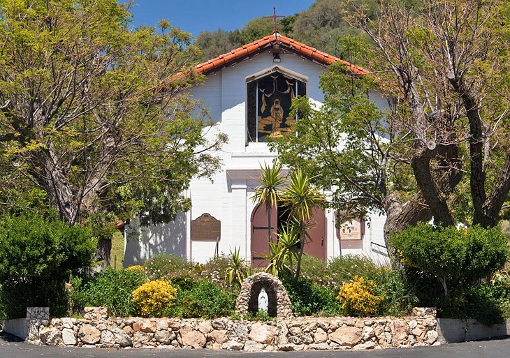 Santa Ysabel Chapel