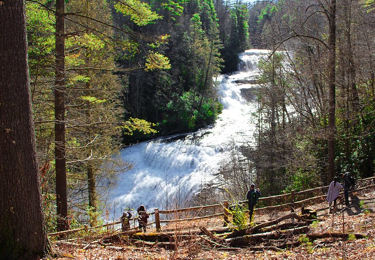 11 cascadas mejor valoradas en Carolina del Norte