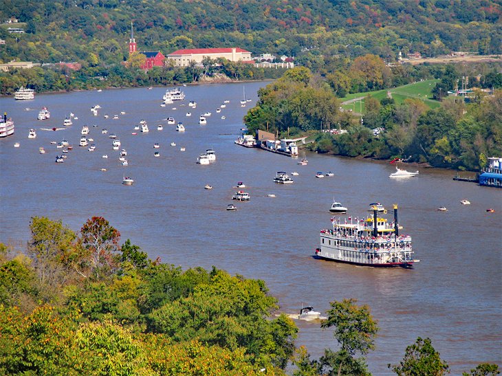 Ohio River boat