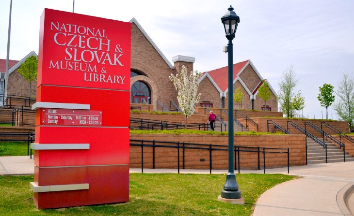 National Czech & Slovak Museum & Library