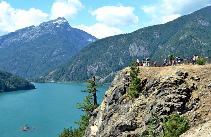 Diablo Lake overlook on Cascades Loop