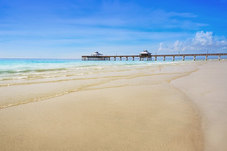 Fort Myers Beach and pier