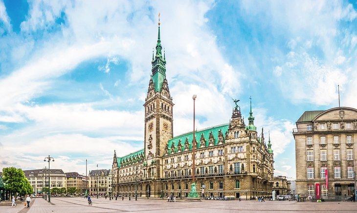 The beautiful Hamburg town hall