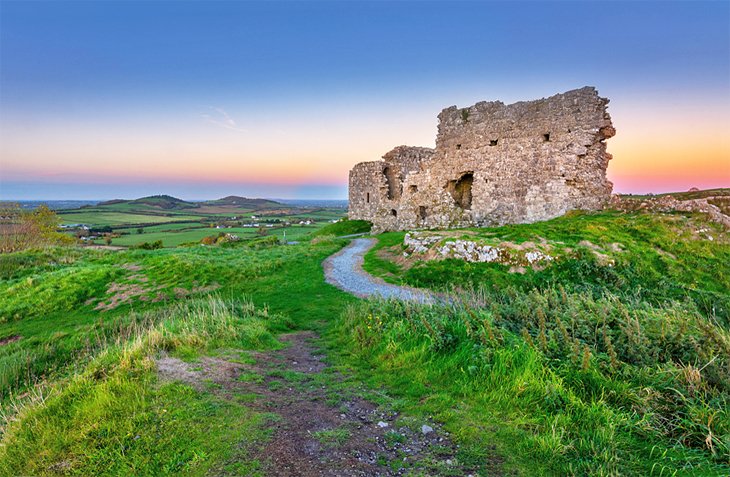 Rock of Dunamase at sunset