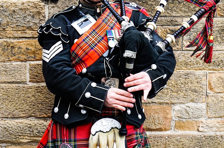 Scottish piper