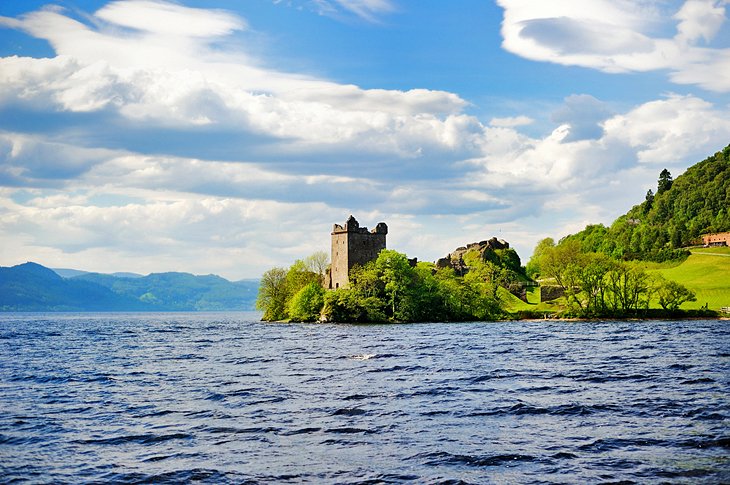 tourist attractions near inverness scotland