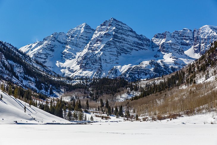 The Maroon Bells, Aspen in the winter