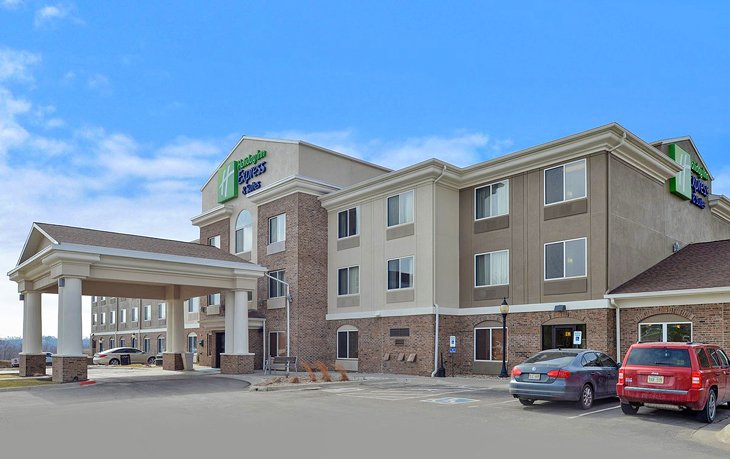 Source photo : Holiday Inn Express & Suites Omaha West