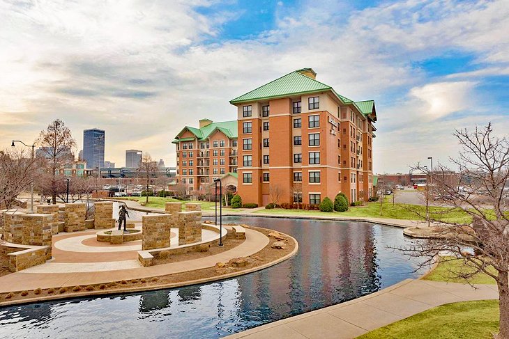 19 hoteles mejor calificados en la ciudad de Oklahoma 19 hoteles mejor calificados en la ciudad de Oklahoma