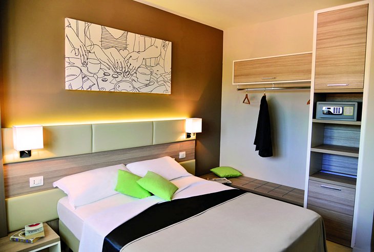 Photo Source: Hotel Cristina