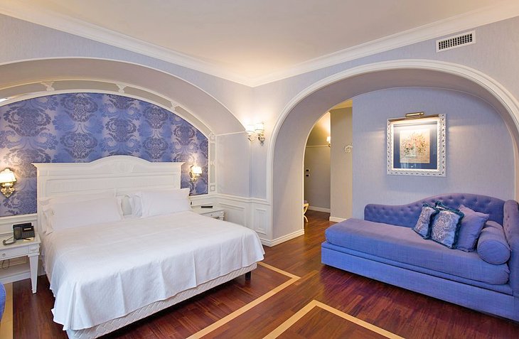 Photo Source: Hotel Palazzo Alabardieri