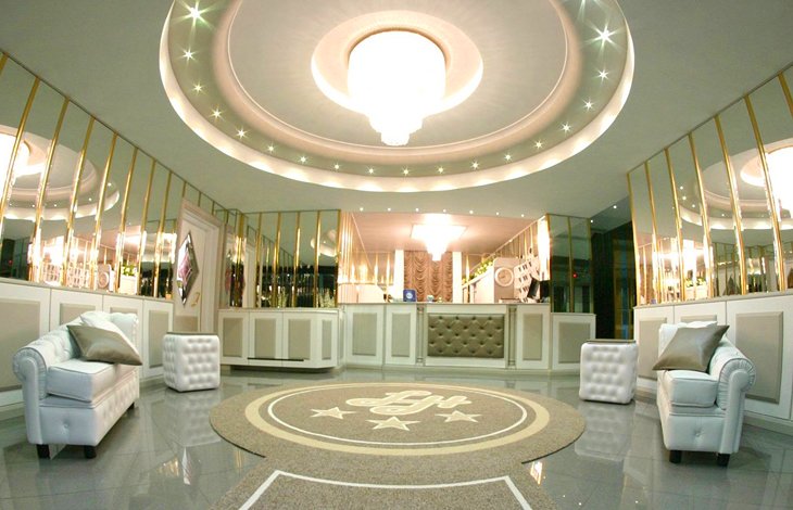 Photo Source: Luxor Hotel