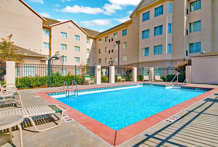 Source photo : Homewood Suites Tulsa - Sud