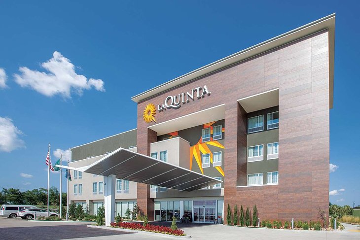 20 hoteles mejor calificados en Tulsa, OK