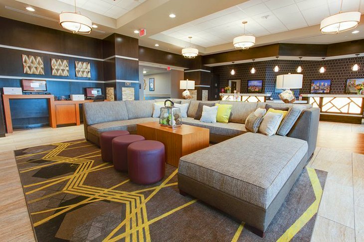 Source photo : Drury Inn & Suites Aéroport de Pittsburgh Settlers Ridge