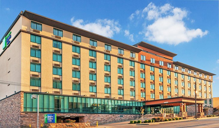 Photo Source: Holiday Inn Express Hotel & Suites Fort Worth Downtown