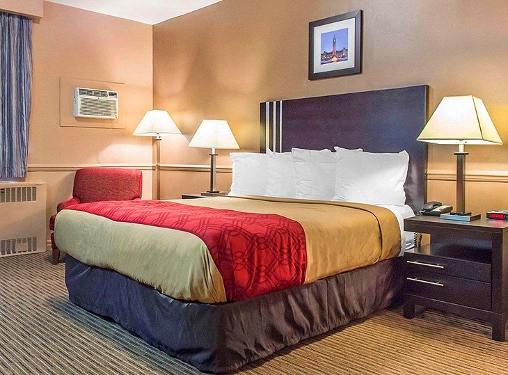Photo Source: Econo Lodge Downtown
