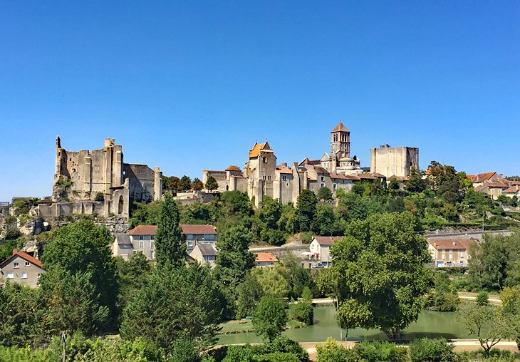 28 atracciones principales y hermosos pueblos en Poitou-Charentes