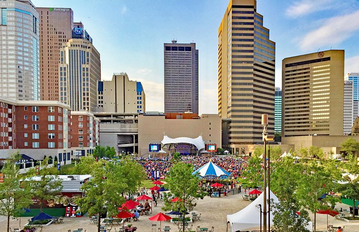 A concert in the Columbus Commons