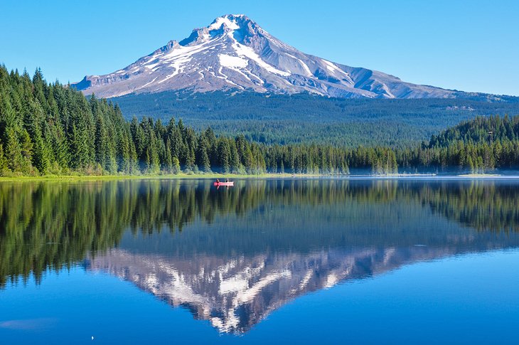 Trillium Lake and Mount Hood