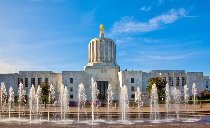 The Oregon State Capitol building in Salem