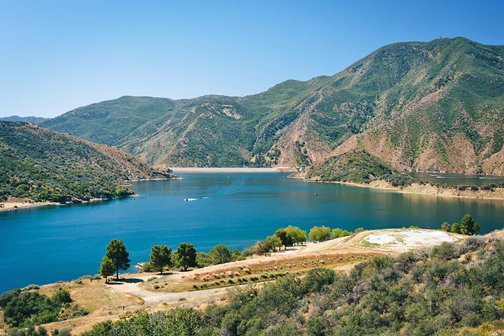 Pyramid Lake, Angeles National Forest