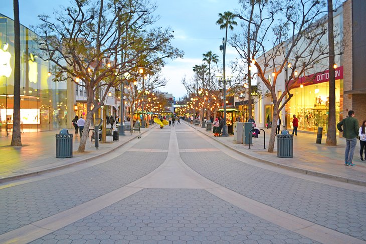 Santa Monica Place  Visit Santa Monica