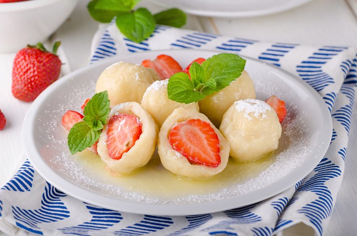 Czech strawberry dumplings